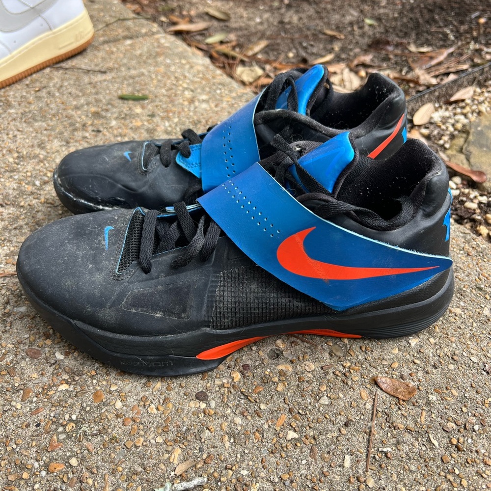 Nike zoom KD 4 lightening blue
